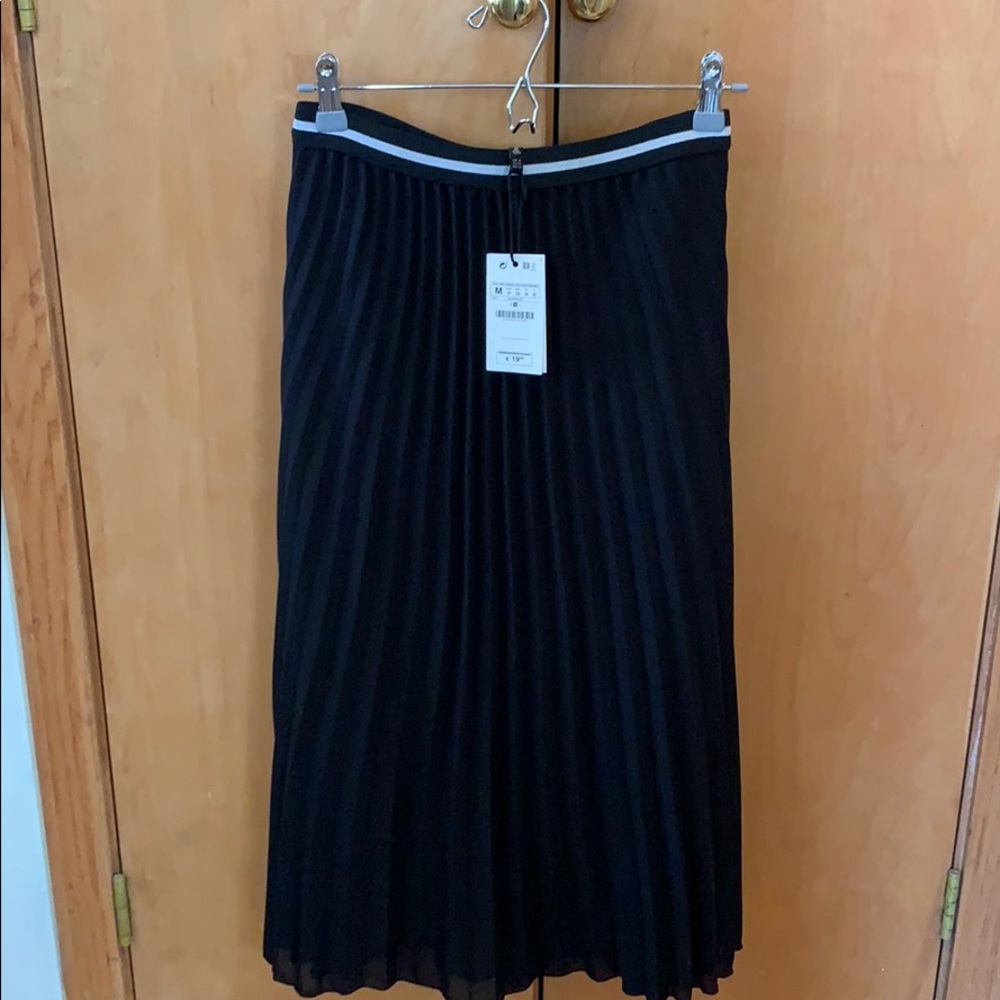 Stradivarius Long Pleated Skirt